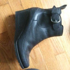 9.5 UGG Black Leather Boot